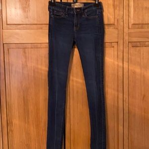 Hollister Super Skinny Low Rise Dark Wash Jegging